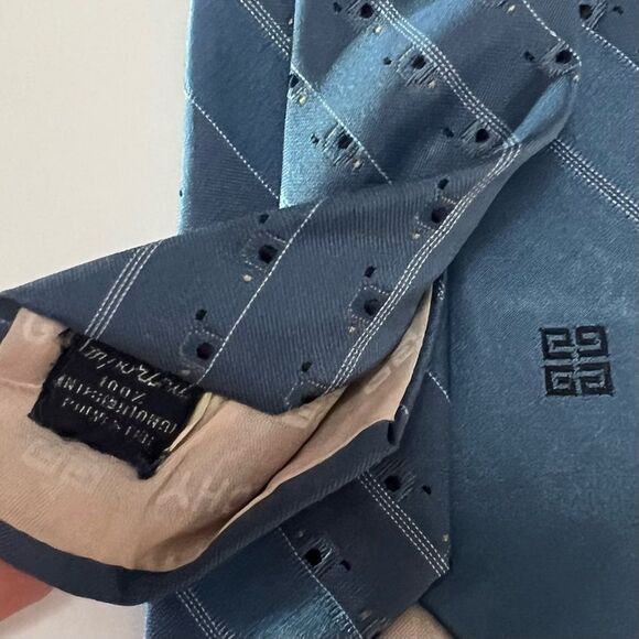 Givenchy Men's‎ Tie Blue Polyester Striped Vintage Luxury Retro Designer Necktie - Picture 3 of 8